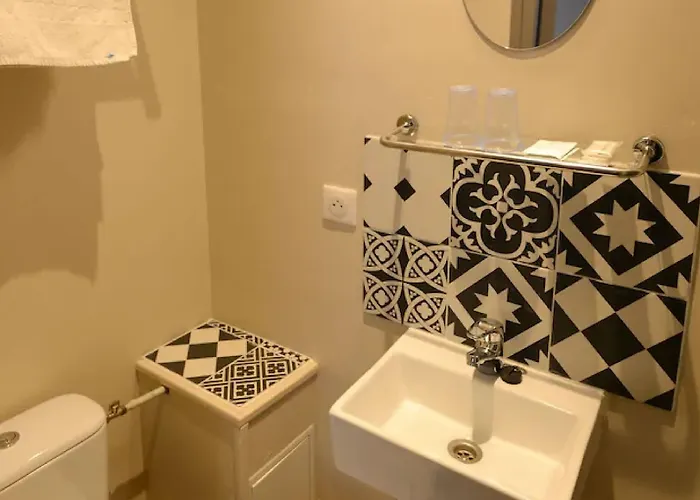 Lafayette Hotel