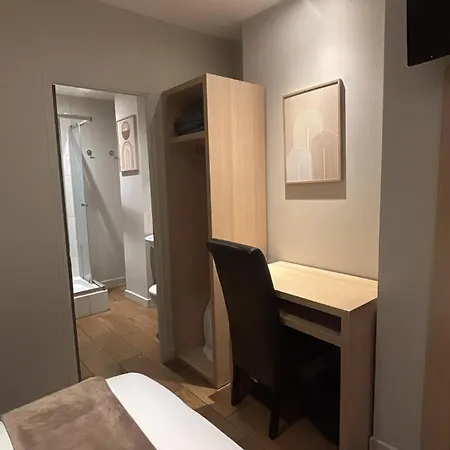 Lafayette Ξενοδοχείο *