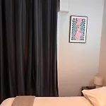 Hotel Lafayette *