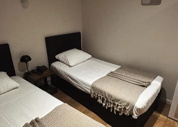 Hotel Lafayette *